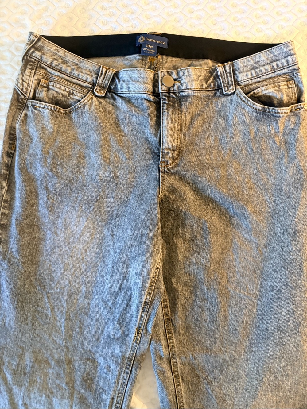 Democracy AbSolution Straight Light Gray Denim Jeans